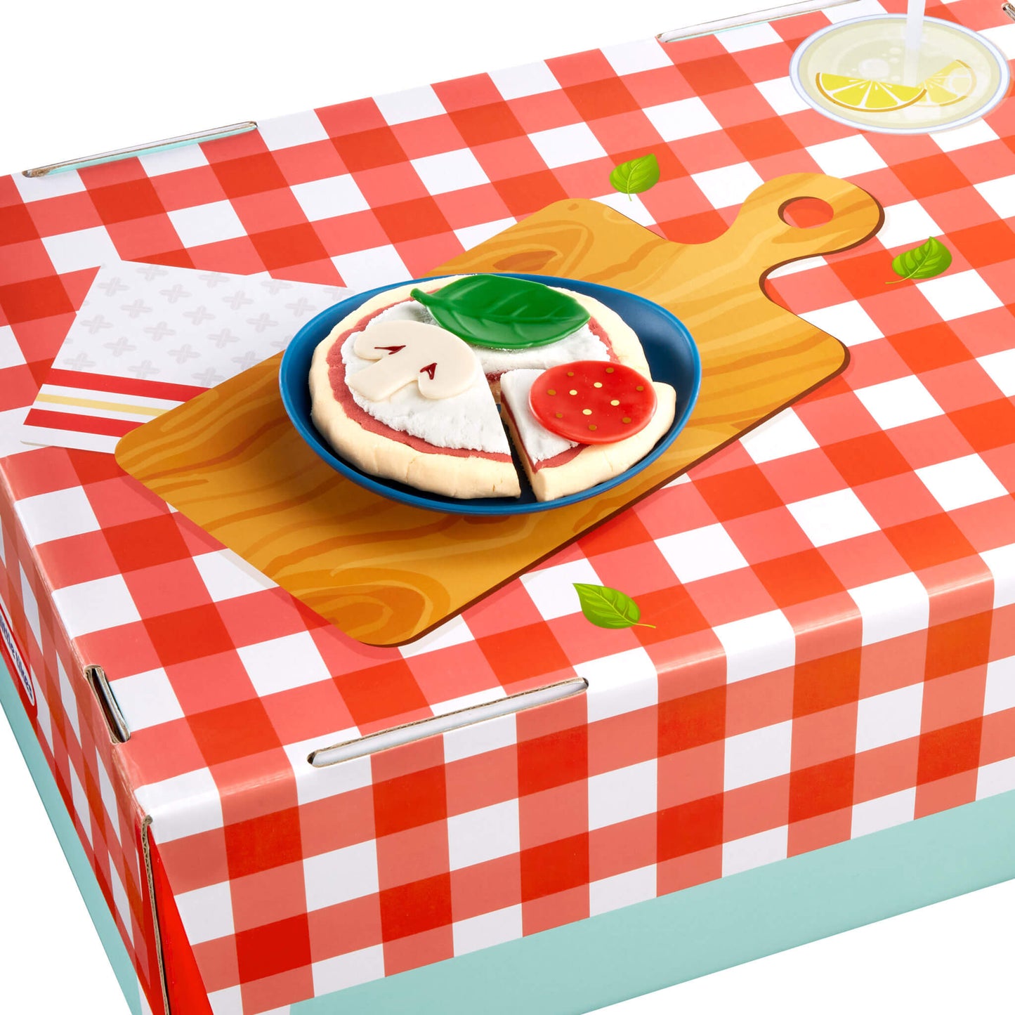 Creative Chefs™ Pizza Kit – Cooking Playset with Light-Up Pizza Oven