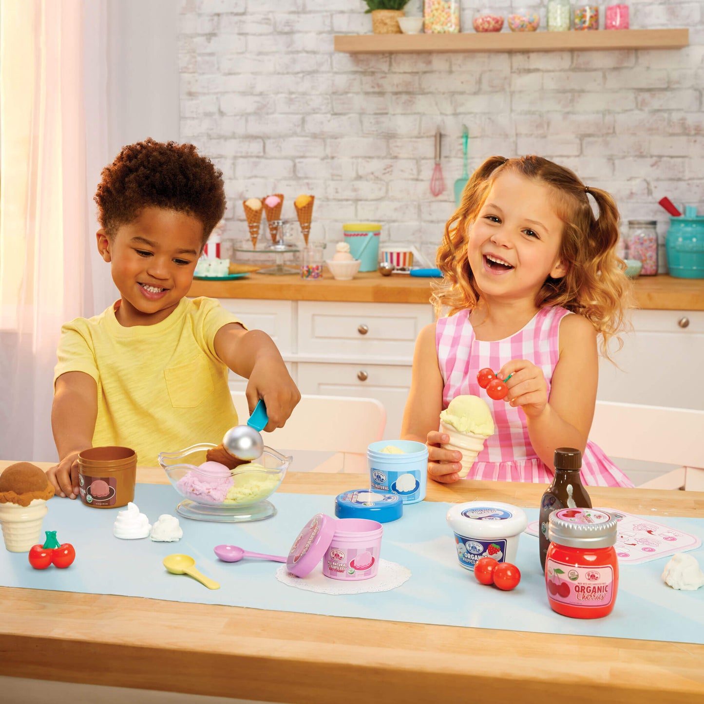 Creative Chefs™ Ice Cream Kit – Dessert Playset