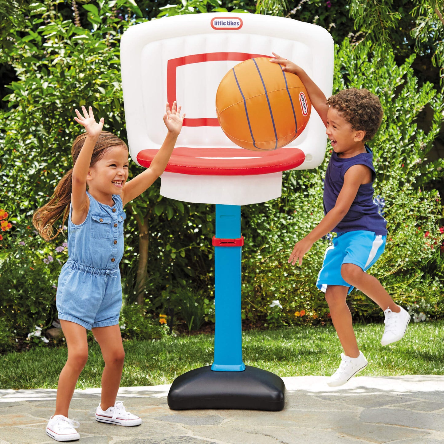 Totally Huge Sports™ Basketball