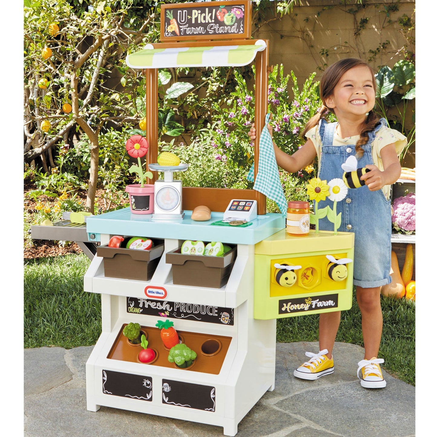 3-in-1 Garden to Table Market - Gardening Playset with 30+ Accessories