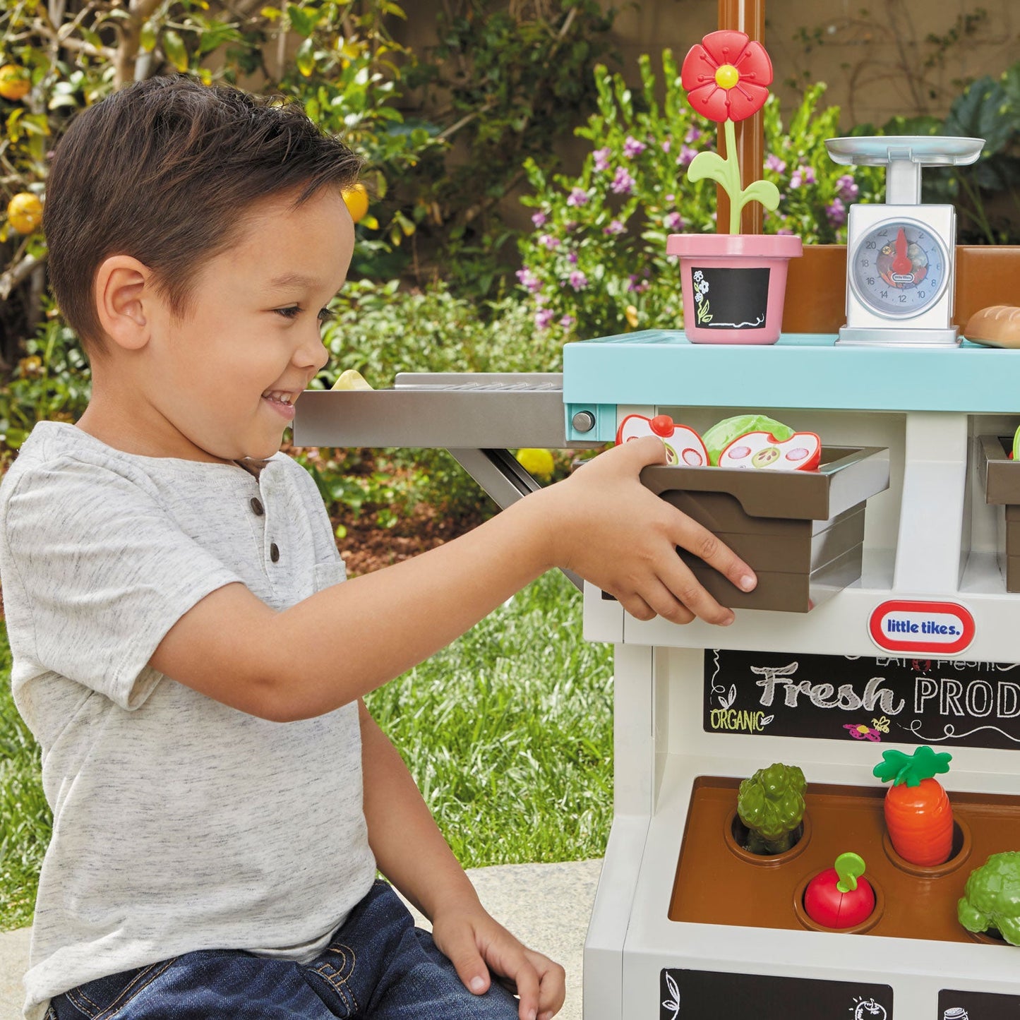3-in-1 Garden to Table Market - Gardening Playset with 30+ Accessories